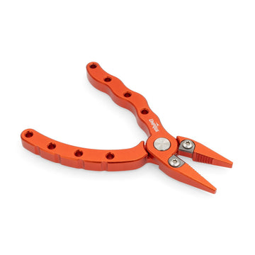 Umpqua RiverRun Trout Pliers with Sheath